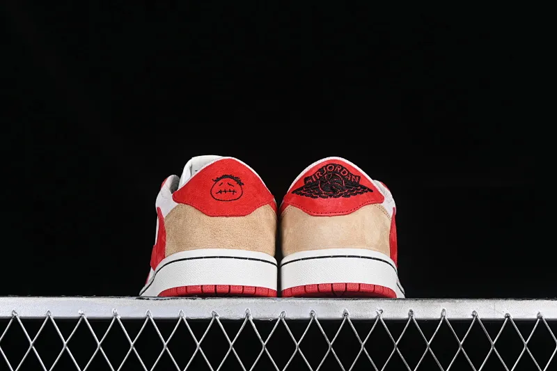 All Categories Air Jordan Jordan Series Basketball Shoes Air Jordan 1 Low Travis Scott x Air Jordan 1 Low OG AJ1 Joe 1 Reversed Overhook Joint Style Casual Sports Basketball Shoes DM7866-698